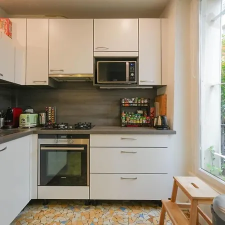 Typical In Montmartre Apartment Paris